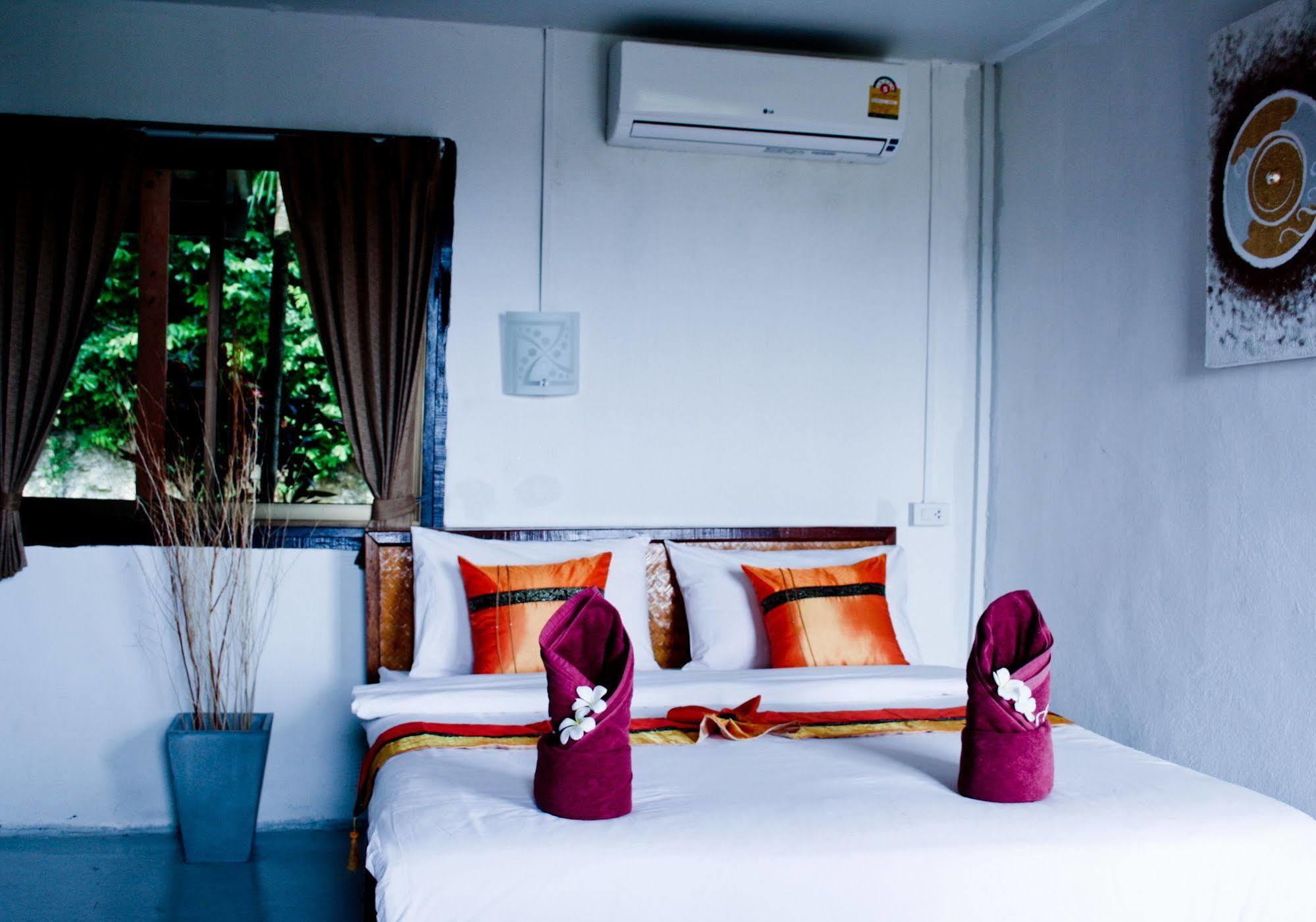 Lanta Halabala Resort Koh Lanta Bagian luar foto